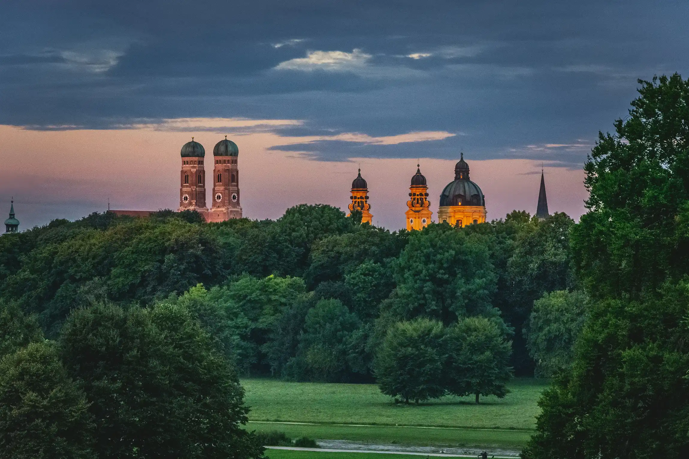 M&uuml;nchen bei D&auml;mmerung